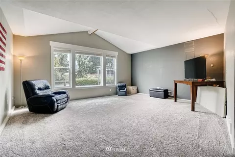 118 W Winesap Rd, Bothell, WA 98012 photo 22