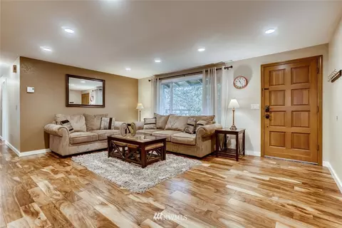 118 W Winesap Rd, Bothell, WA 98012 photo 5