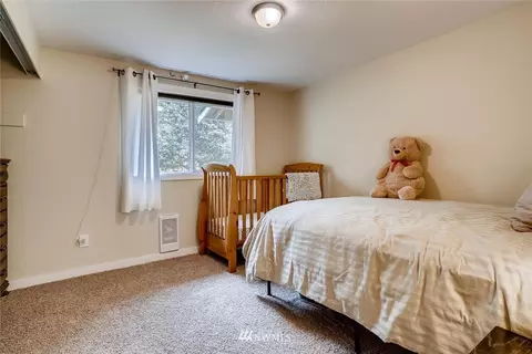 118 W Winesap Rd, Bothell, WA 98012 photo 19