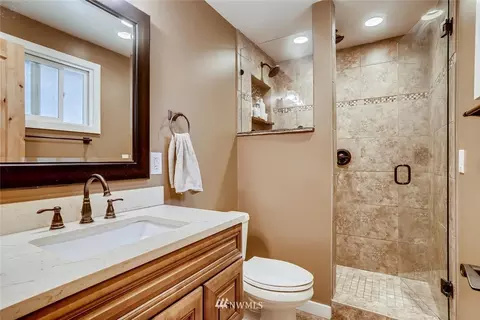118 W Winesap Rd, Bothell, WA 98012 photo 17