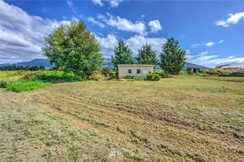 6548 Lawrence Rd, Everson, WA 98247 photo 3