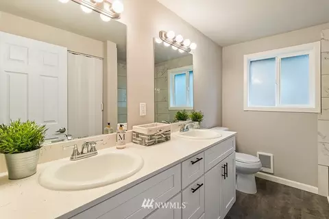 19209 Aurora Dr E, Spanaway, WA 98387 photo 14
