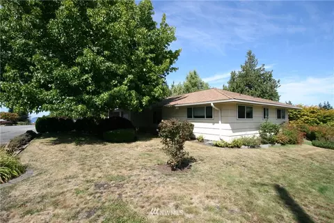 403 View Ridge Dr, Everett, WA 98203 photo 2