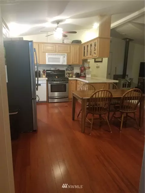 102 Spruce St, Eastsound, WA 98245 photo 5