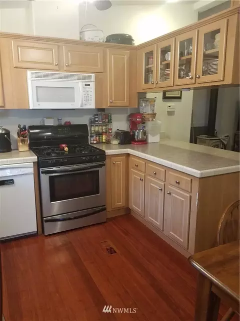 102 Spruce St, Eastsound, WA 98245 photo 4