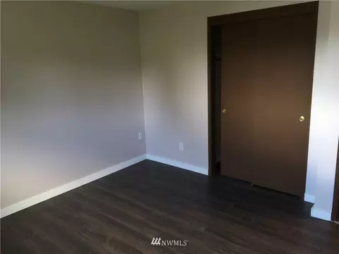 8916 Emerson Pl, Everett, WA 98208 photo 16