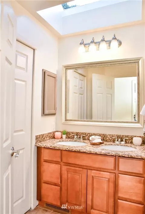 12811 NE 200th Pl, Bothell, WA 98011 photo 19