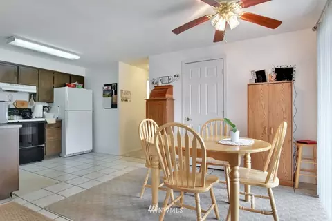 924 Melody Lane Ln, Enumclaw, WA 98022 photo 6