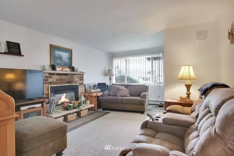 924 Melody Lane Ln, Enumclaw, WA 98022 photo 5