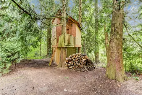 21015 W Richmond Rd, Bothell, WA 98021 photo 23