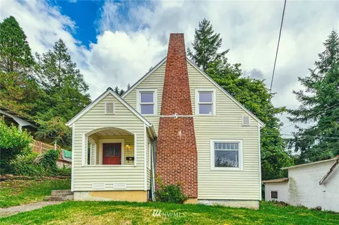 680 NE Franklin St, Chehalis, WA 98532 photo 1