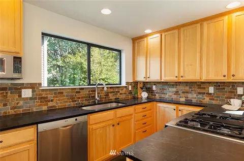 1812 E Pike St, Seattle, WA 98122 photo 12