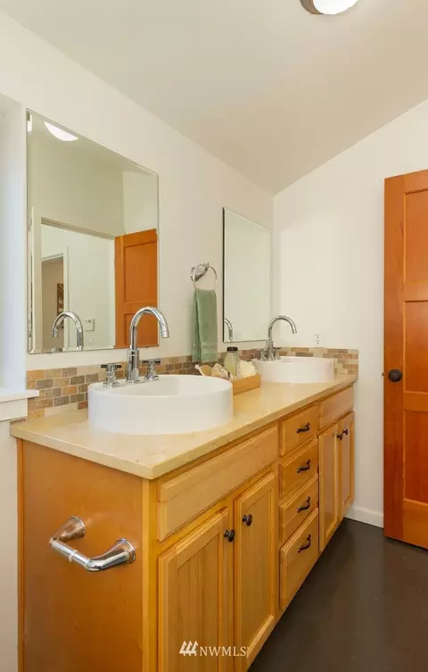 1812 E Pike St, Seattle, WA 98122 photo 16