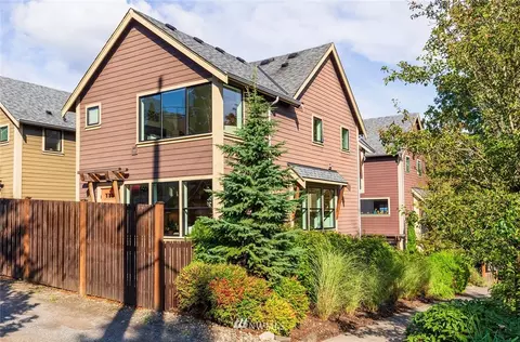 1812 E Pike St, Seattle, WA 98122 photo 1