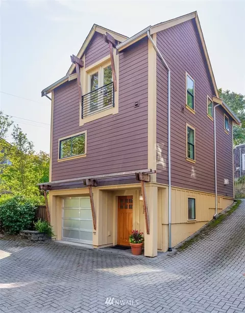 1812 E Pike St, Seattle, WA 98122 photo 24