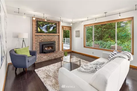 24327 Lockwood Rd, Bothell, WA 98021 photo 6
