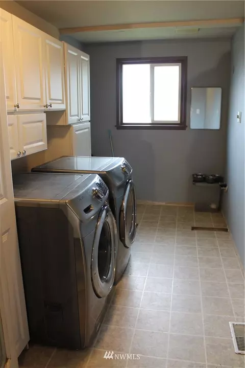 8707 164th Ave E, Sumner, WA 98390 photo 9