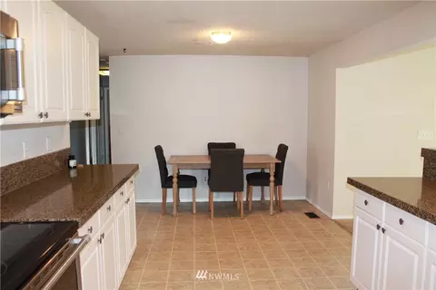 8707 164th Ave E, Sumner, WA 98390 photo 10