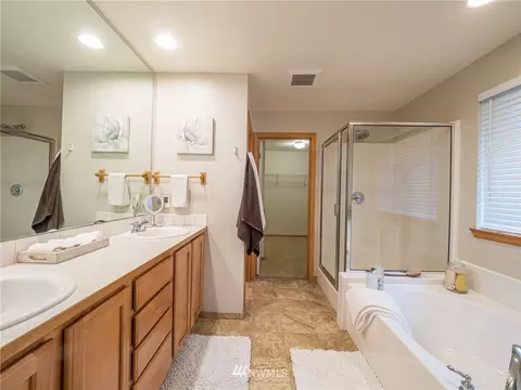 20112 84th Pl NE, Bothell, WA 98011 photo 17