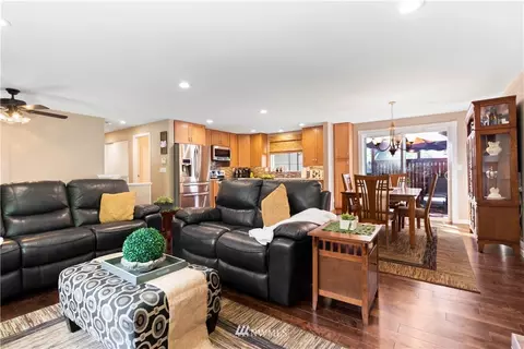 16930 20th Dr SE, Bothell, WA 98012 photo 18