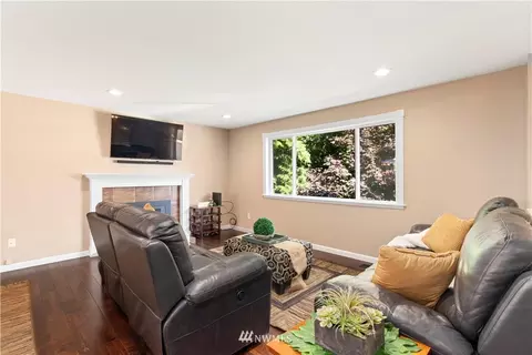 16930 20th Dr SE, Bothell, WA 98012 photo 19
