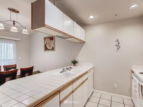 9727 18th Ave W #B301, Everett, WA 98204 photo 5