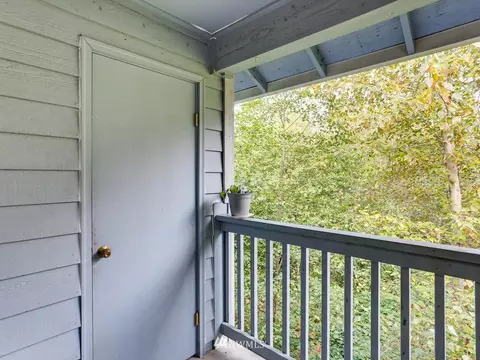 9727 18th Ave W #B301, Everett, WA 98204 photo 8