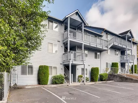 9727 18th Ave W #B301, Everett, WA 98204 photo 1