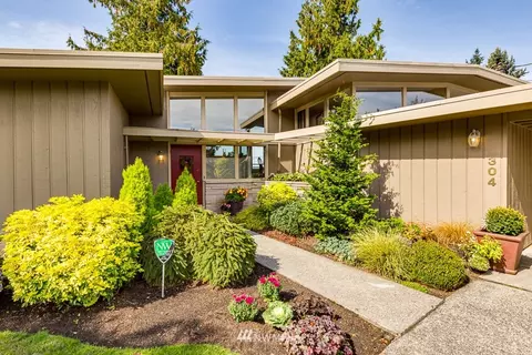 304 Heather Rd, Everett, WA 98203 photo 1