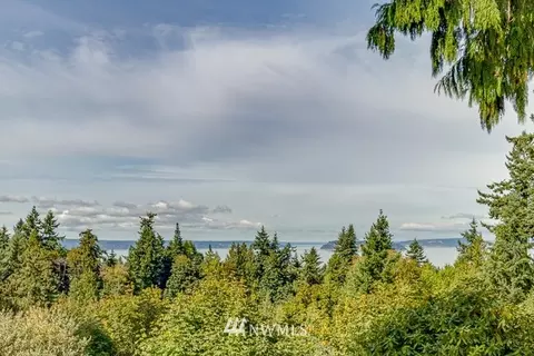 304 Heather Rd, Everett, WA 98203 photo 2