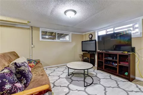 1814 Pioneer St, Enumclaw, WA 98022 photo 18