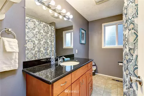 1814 Pioneer St, Enumclaw, WA 98022 photo 17