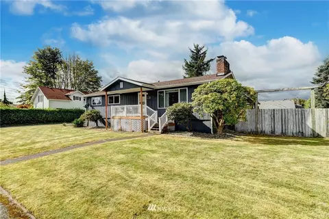1814 Pioneer St, Enumclaw, WA 98022 photo 1