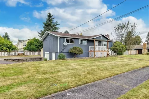 1814 Pioneer St, Enumclaw, WA 98022 photo 3
