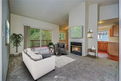 61 Hylebos Ave, Milton, WA 98354 photo 3