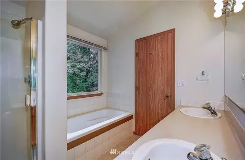 61 Hylebos Ave, Milton, WA 98354 photo 12