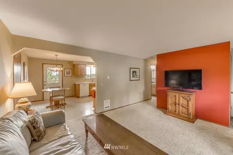 10211 27th Dr, Everett, WA 98208 photo 12
