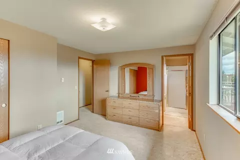 10211 27th Dr, Everett, WA 98208 photo 18