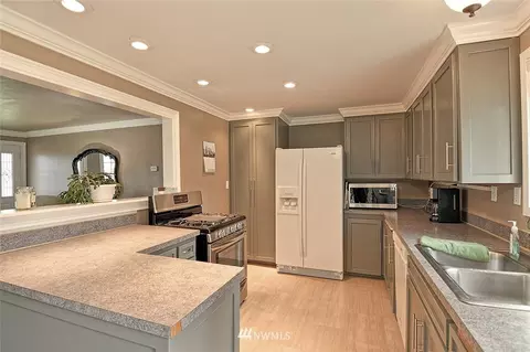 8118 Florida Dr, Everett, WA 98203 photo 9