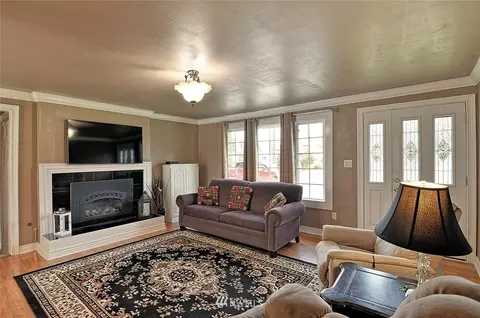 8118 Florida Dr, Everett, WA 98203 photo 4