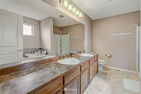 17933 27th Ave SE, Bothell, WA 98012 photo 13