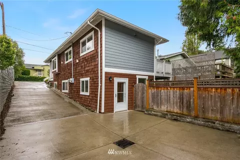 508 31st Ave E, Seattle, WA 98112 photo 2