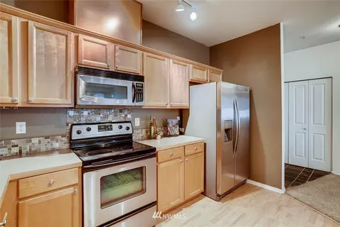 14915 38th Dr SE #1032, Bothell, WA 98012 photo 10
