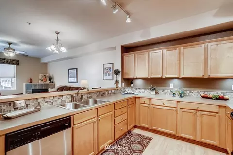 14915 38th Dr SE #1032, Bothell, WA 98012 photo 8