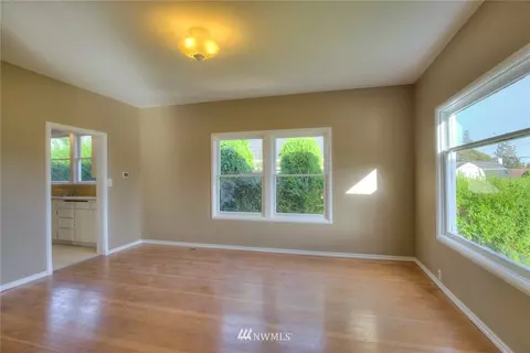 110 E 10th St, Aberdeen, WA 98520 photo 6