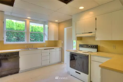 110 E 10th St, Aberdeen, WA 98520 photo 9