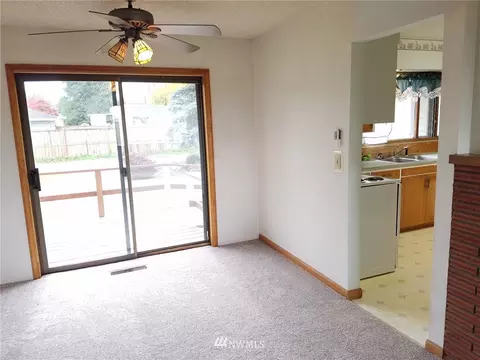 415 W 3rd St, Everson, WA 98247 photo 10