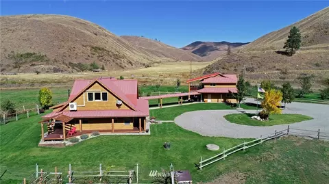 517 Twisp River Rd, Twisp, WA 98856 photo 7