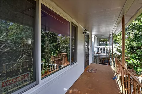 3408 Rockefeller Ave, Everett, WA 98201 photo 2