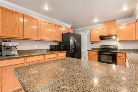 913 Pine St, Everett, WA 98201 photo 8